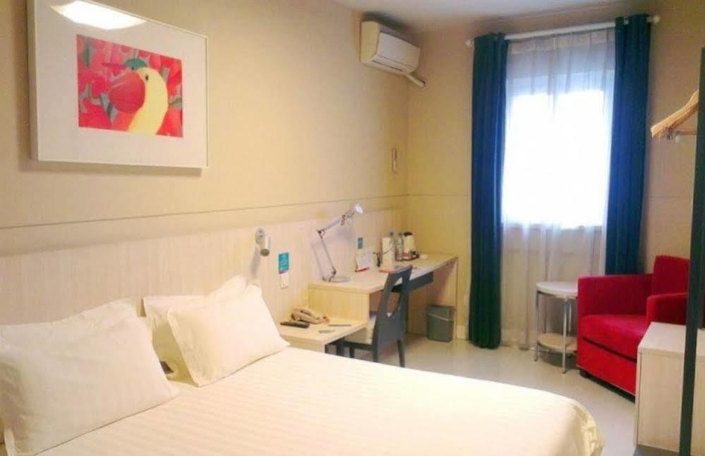 Jinjiang Binzhou Huanghe 4Th Road Hotel Екстериор снимка
