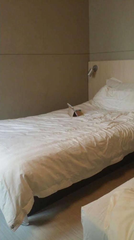 Jinjiang Binzhou Huanghe 4Th Road Hotel Екстериор снимка